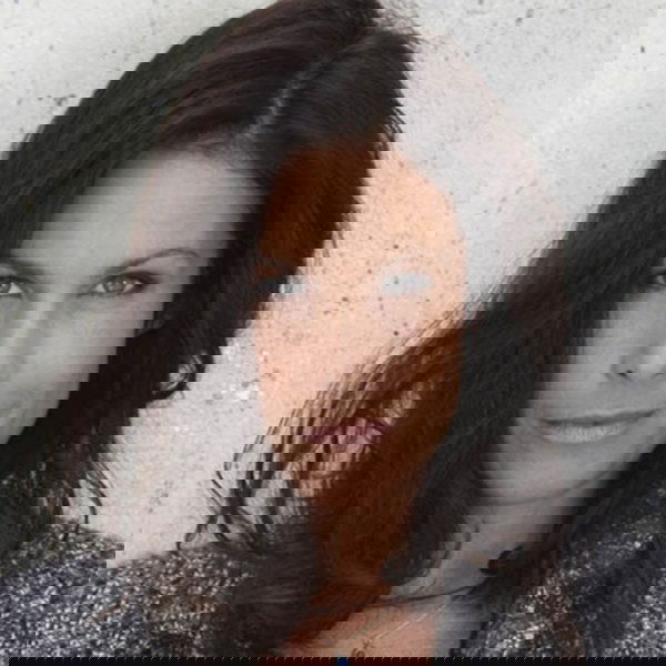 Astrid Veillon