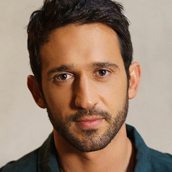 Darius Homayoun