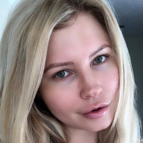 Carrie Minter
