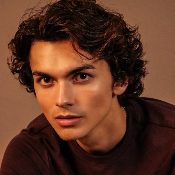 Ashton Arbab