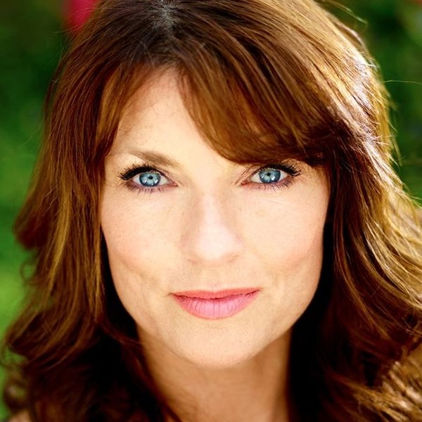 Jacqueline Leonard