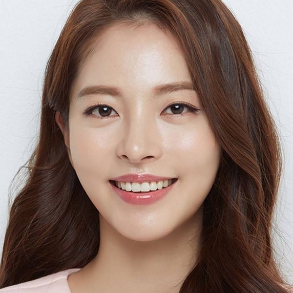 Shin Ha-yeon