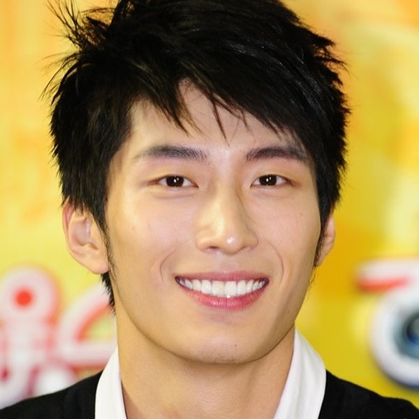 Shawn Dou