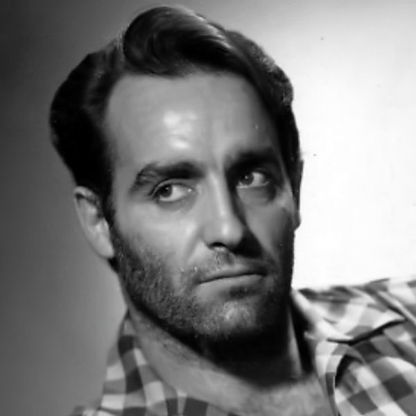 Michalis Nikolinakos