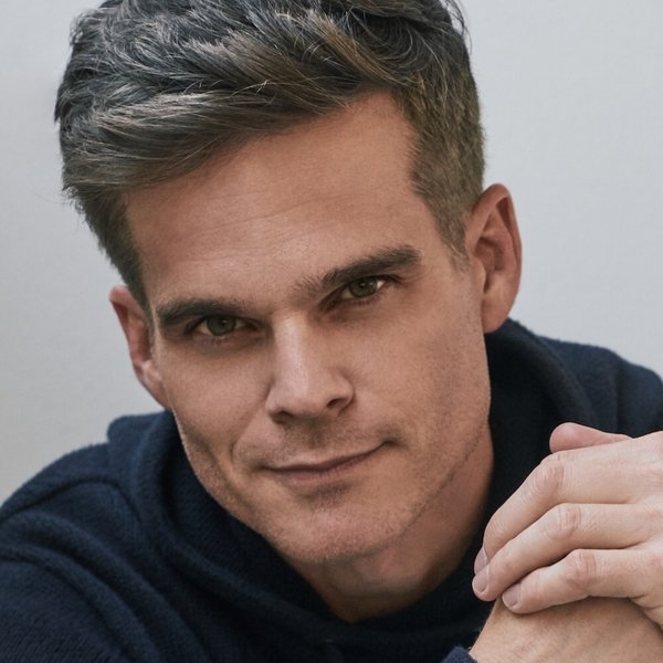 Greg Rikaart