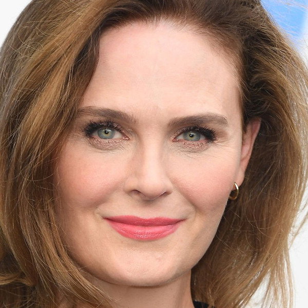 Emily Deschanel