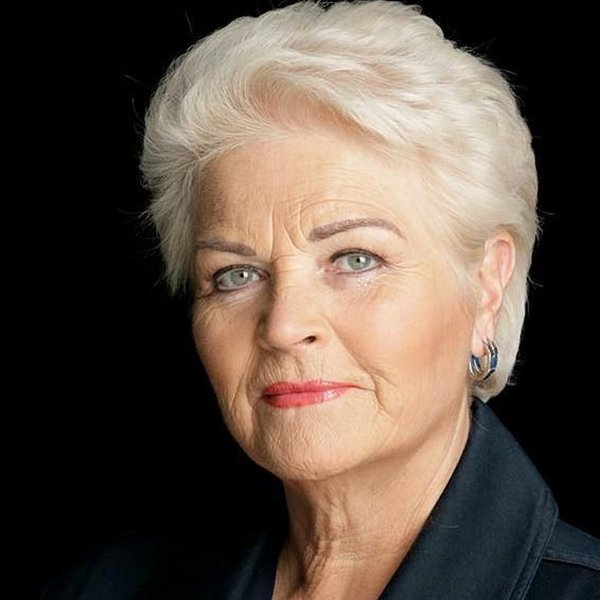 Pam St. Clement