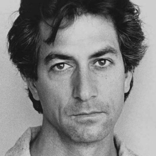 David Strathairn