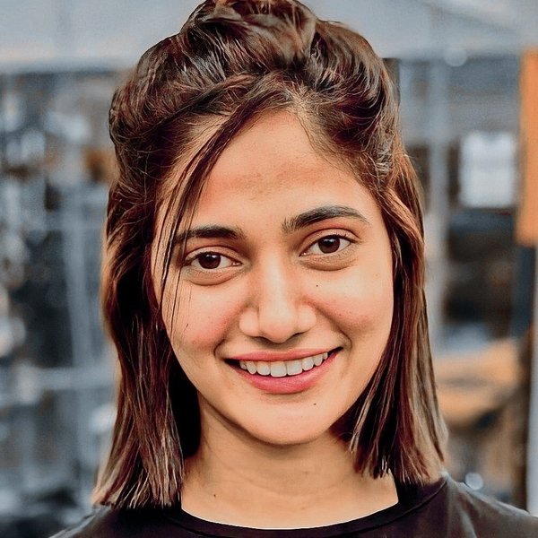 Losliya Mariyanesan