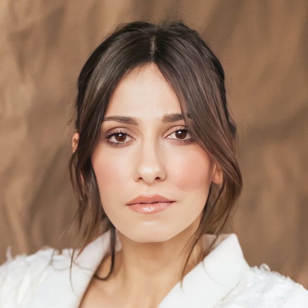 Dana Rogoz