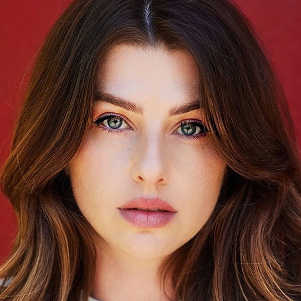 Julia Valentine Larson