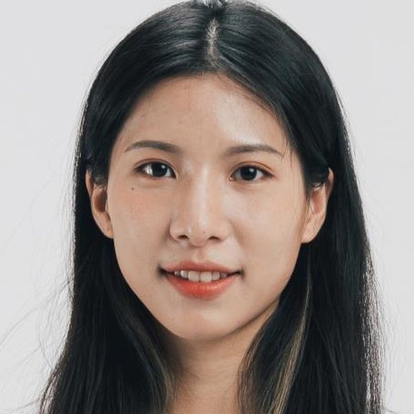 Una Jiang