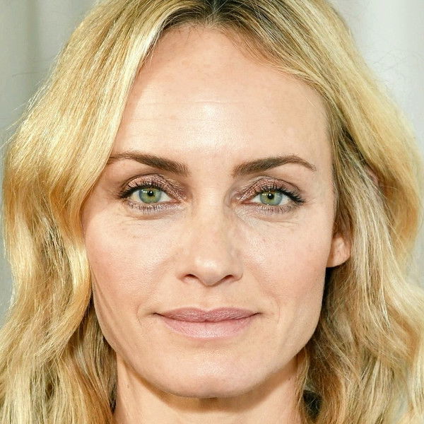 Amber Valletta