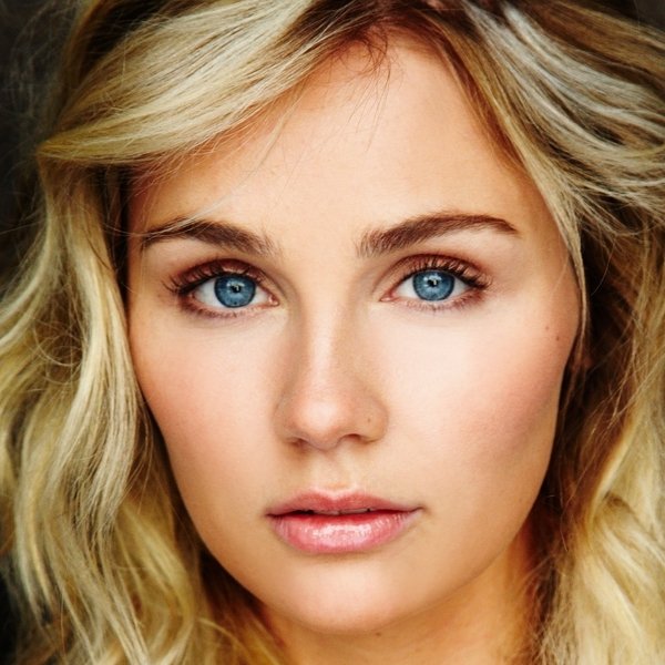 Clare Bowen