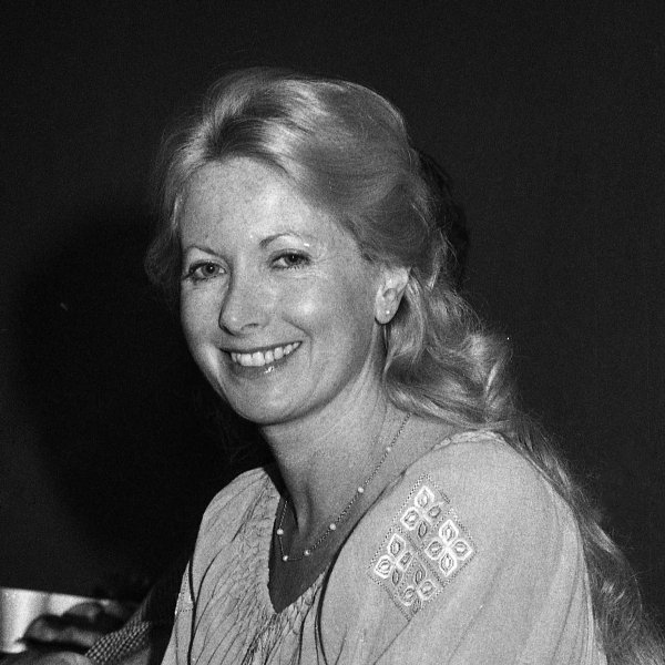 Aviva Marks
