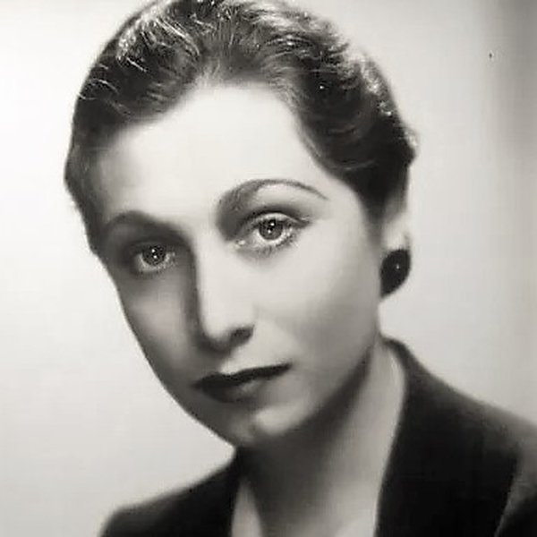 Aline MacMahon