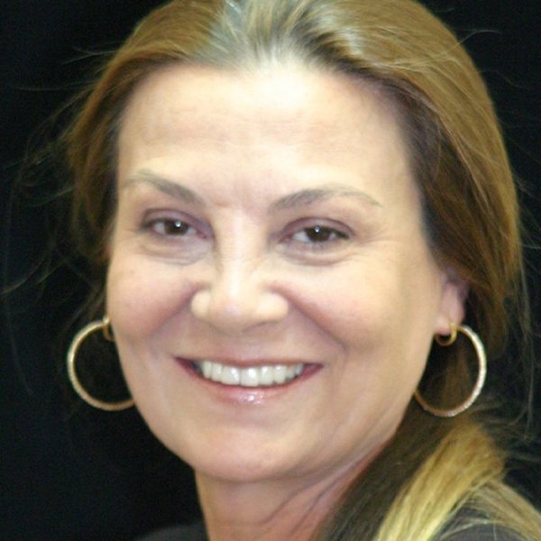Aliye Uzunatağan