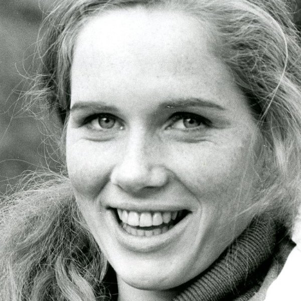 Liv Ullmann