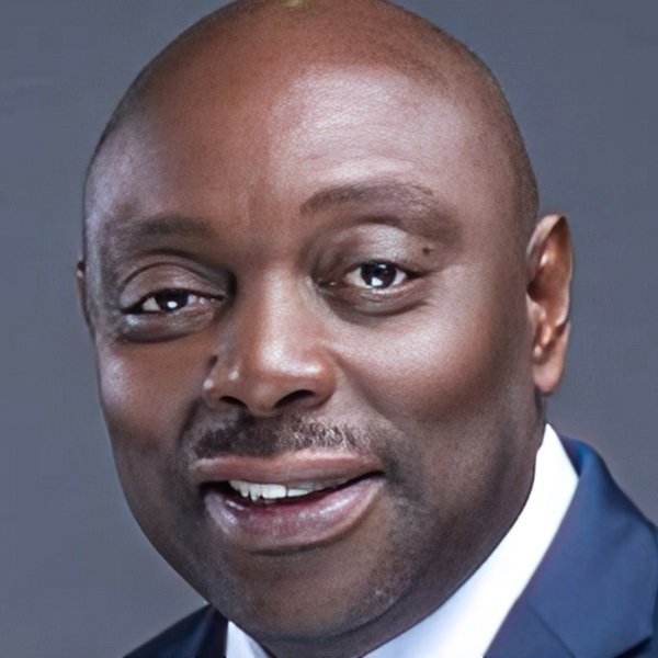 Segun Arinze