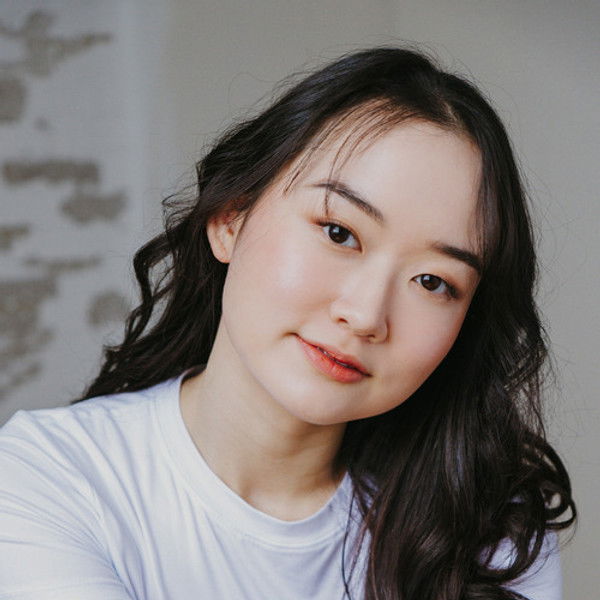 Angela Son