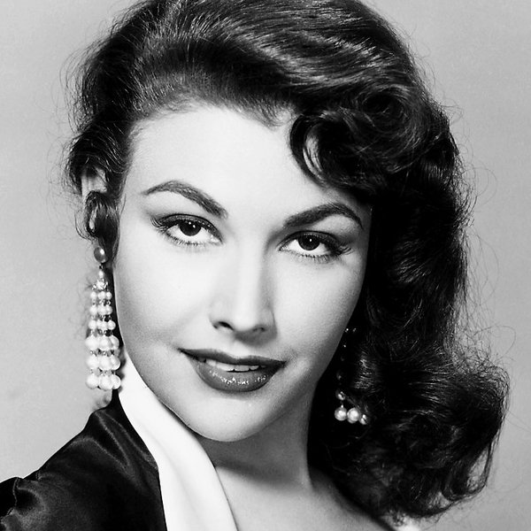Mara Corday