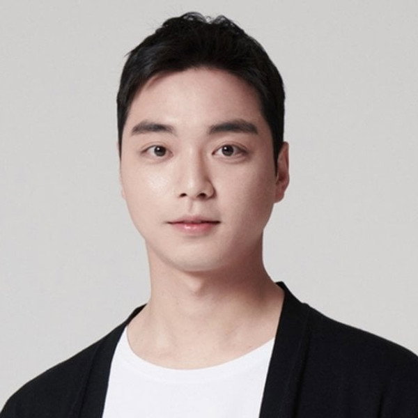 Kim Mo-beom