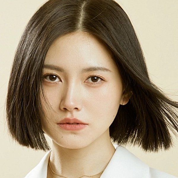 Qiao Yaona