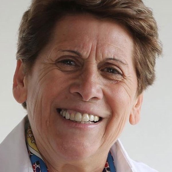 Aurora Cunha