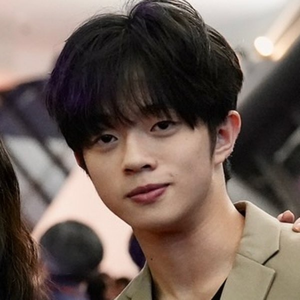 Sheng-Wei Huang