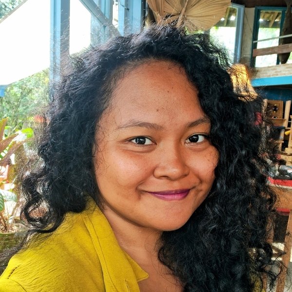 Gladhys Elliona