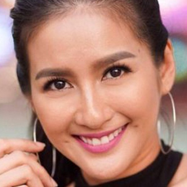 Usanee Wattana