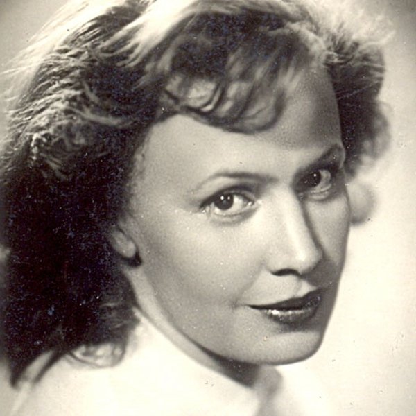 Antonina Maksimova