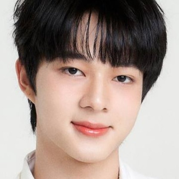 Chawarin Perdpiriyawong