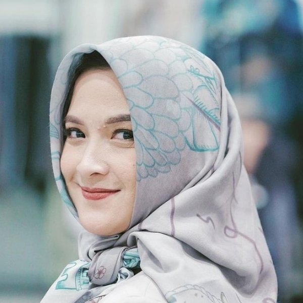 Andhara Early