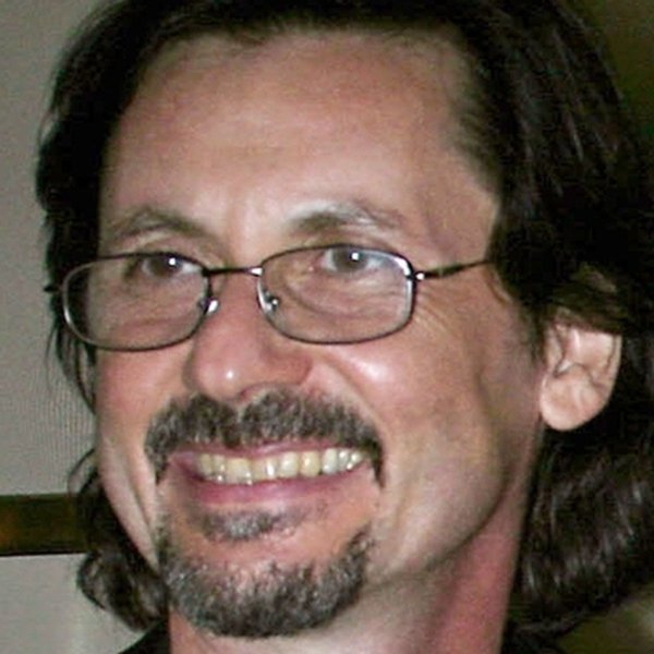 George De La Pena
