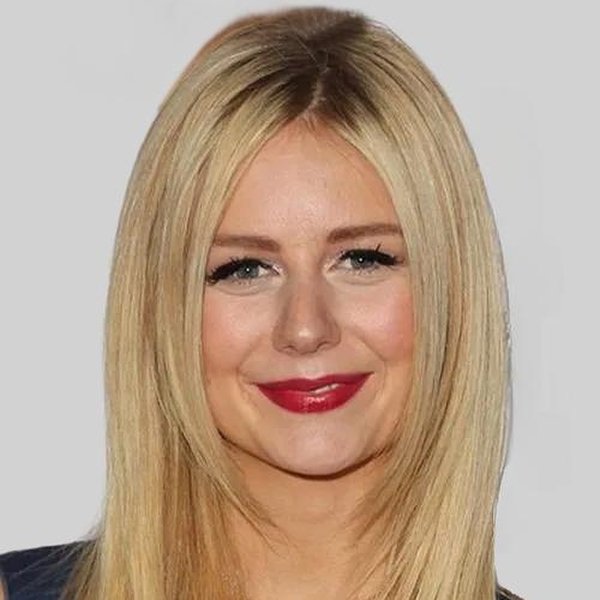 Justine Lupe