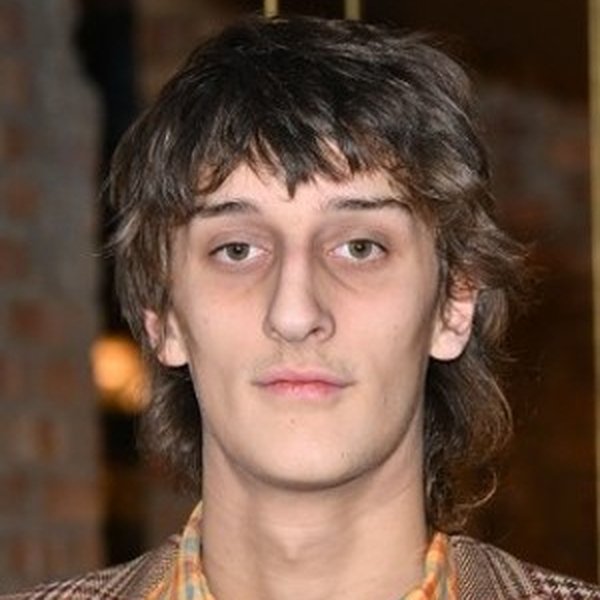 Louis Hewison