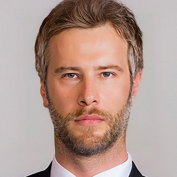 Özgür Çevik