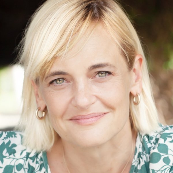 Jacqueline Heinze