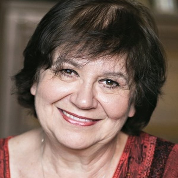 Kati Zsurzs