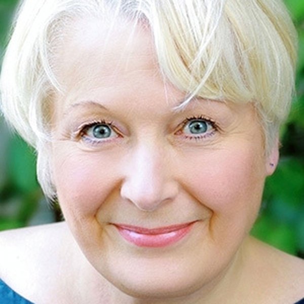 Barbara Marineau