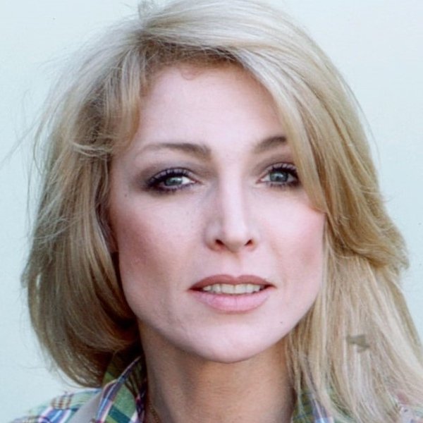 Joanna Pettet
