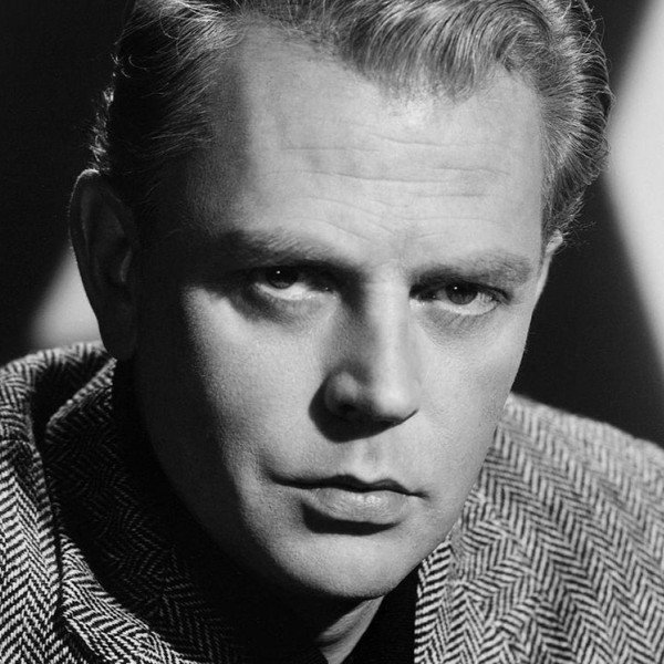 Dan O'Herlihy