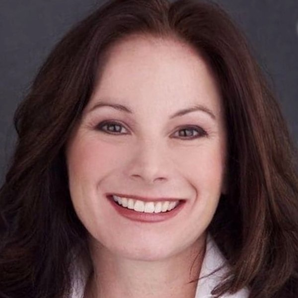 Lisa Barnes