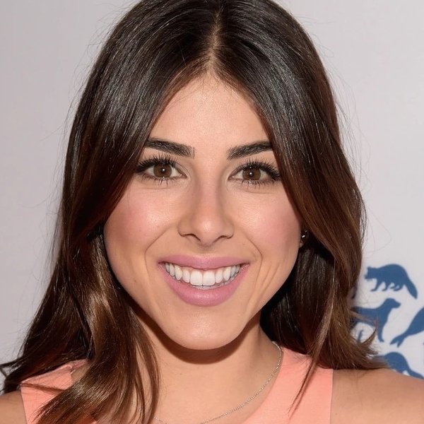 Daniella Monet