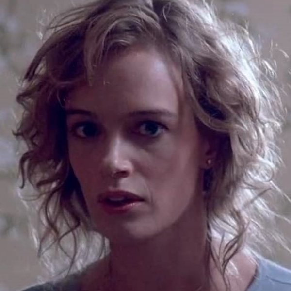 Julia McNeal