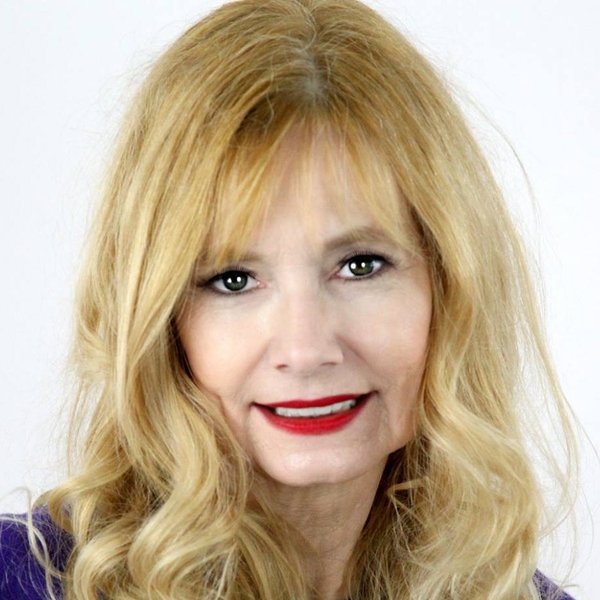 Cynthia Lea Clark