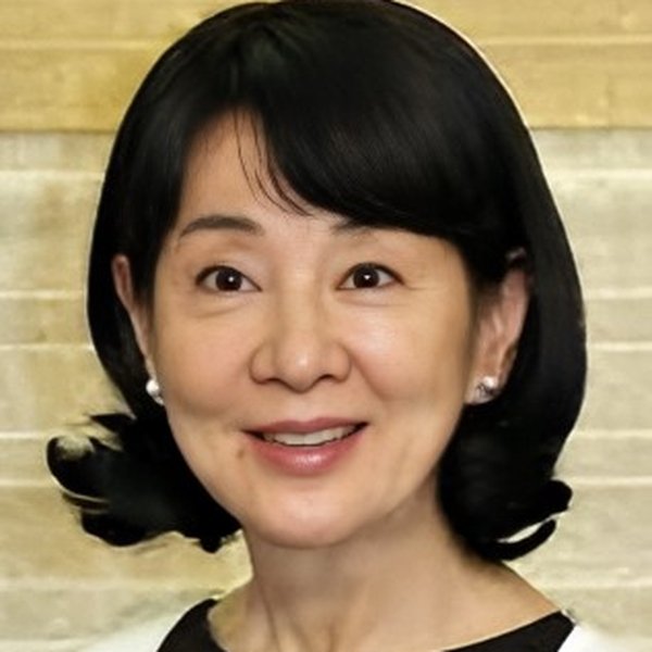 Sayuri Yoshinaga