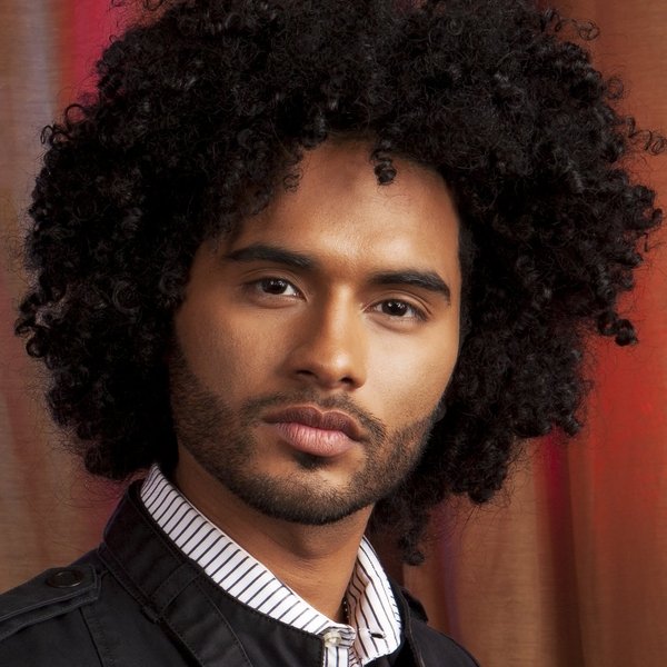 Manwell Reyes
