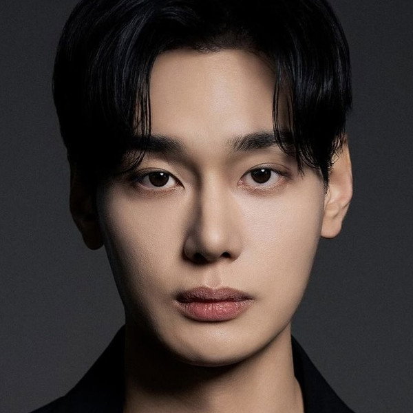 Hwang Dong-hee